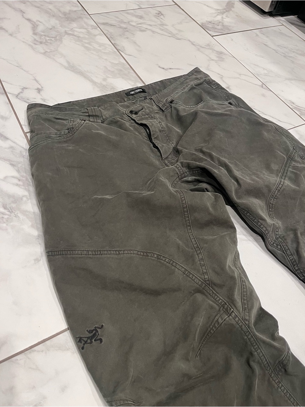 Arc'teryx Cronin Hiking Canvas Double Knee Style Olive Green Cargo Utility Pants